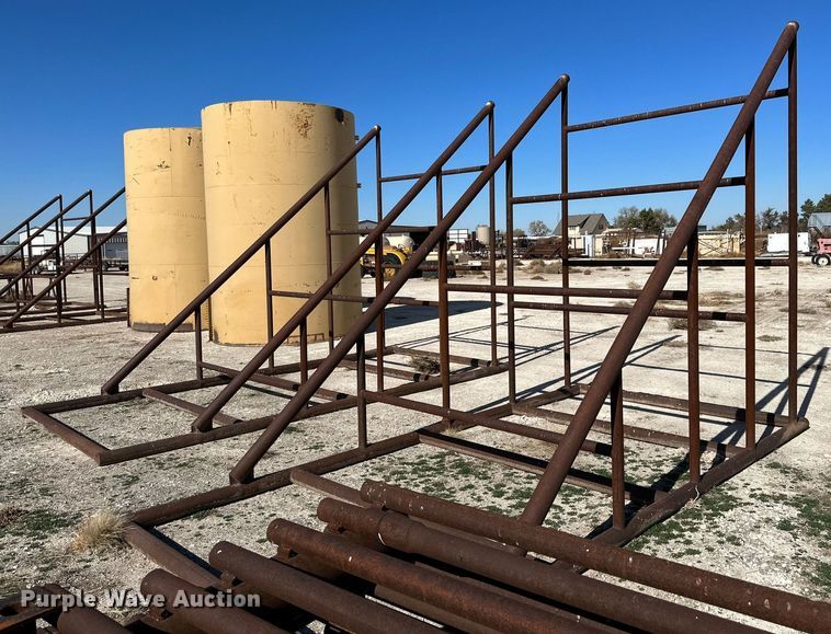 image for item KX9723 (2) grain bin stands