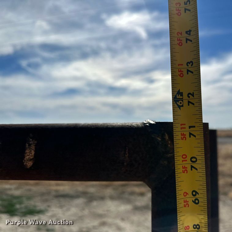 image for item KX9726 (2) fence panels