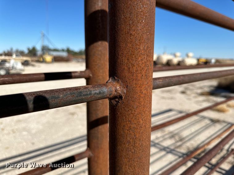 image for item KX9726 (2) fence panels