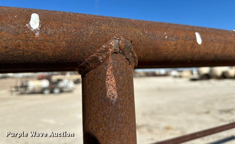 image for item KX9726 (2) fence panels