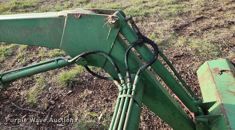 image for item LB9576 John Deere 146  loader arms