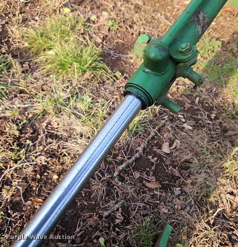 image for item LB9576 John Deere 146  loader arms