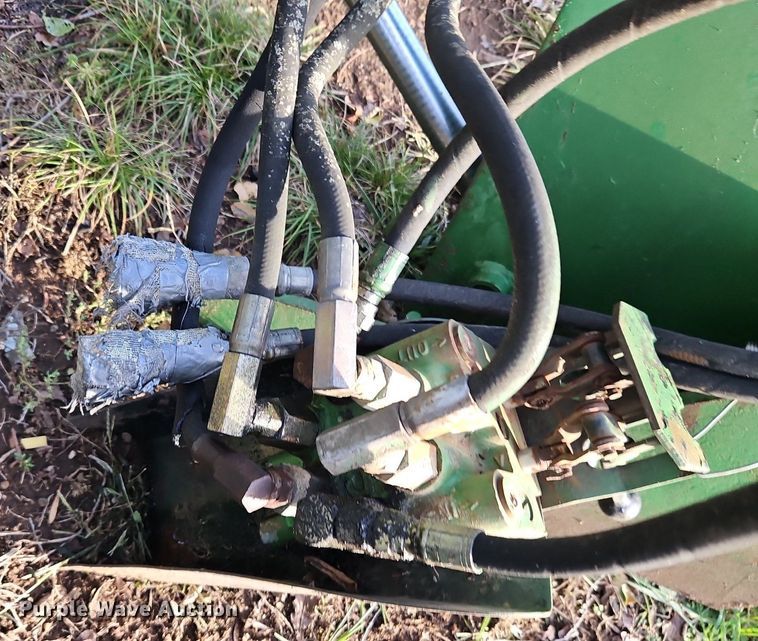 image for item LB9576 John Deere 146  loader arms