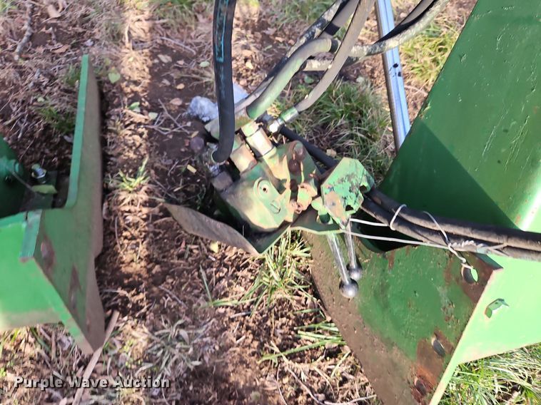 image for item LB9576 John Deere 146  loader arms