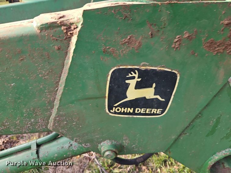 image for item LB9576 John Deere 146  loader arms