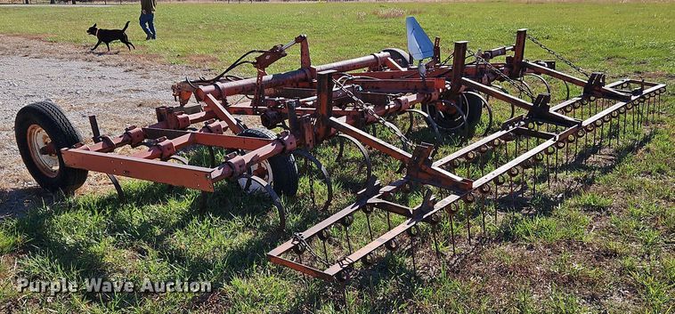 image for item LB9599 Allis-Chalmers  chisel