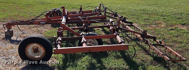 image for item LB9599 Allis-Chalmers  chisel