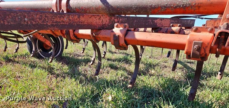 image for item LB9599 Allis-Chalmers  chisel