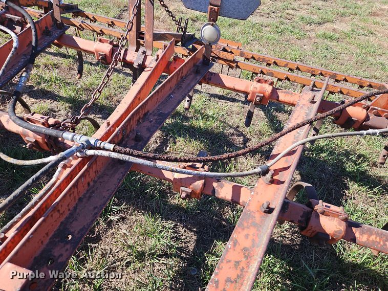 image for item LB9599 Allis-Chalmers  chisel