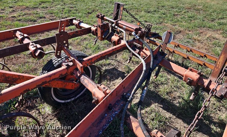 image for item LB9599 Allis-Chalmers  chisel
