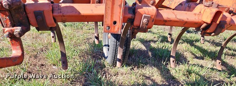 image for item LB9599 Allis-Chalmers  chisel