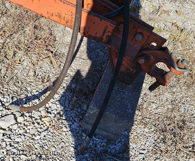 image for item LB9599 Allis-Chalmers  chisel