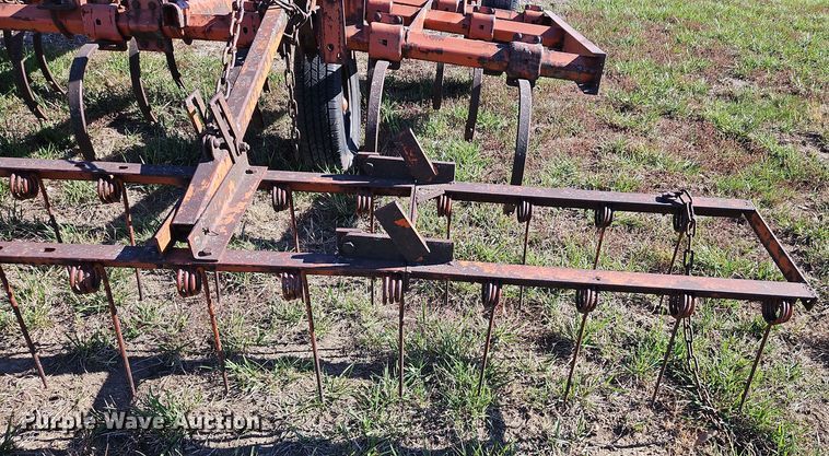 image for item LB9599 Allis-Chalmers  chisel