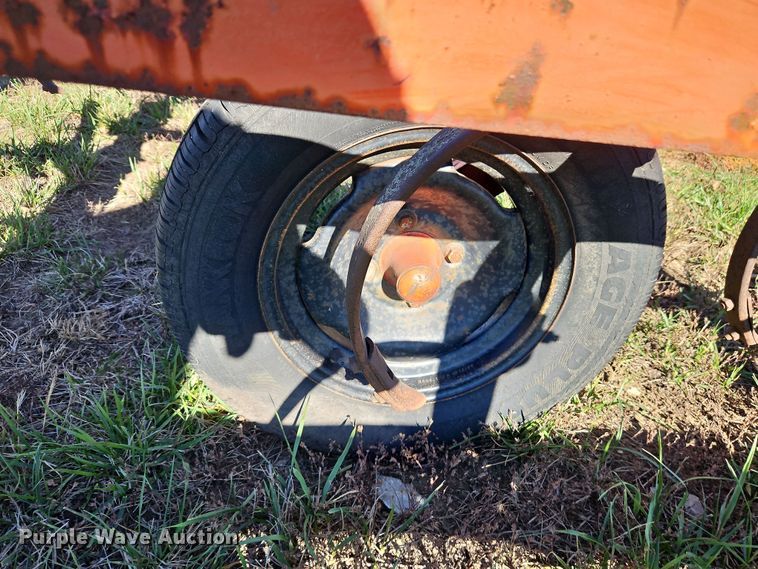 image for item LB9599 Allis-Chalmers  chisel