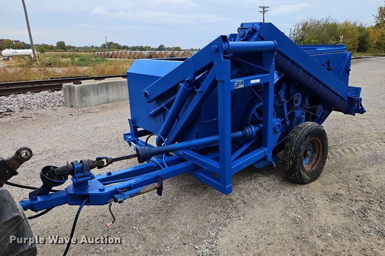 image for item LM9281 Nut Hustler 8090 nut harvester