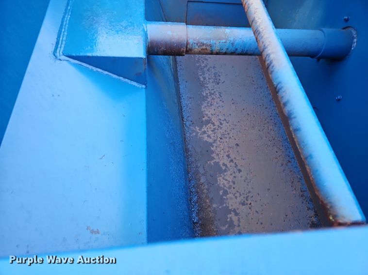 image for item LM9281 Nut Hustler 8090 nut harvester