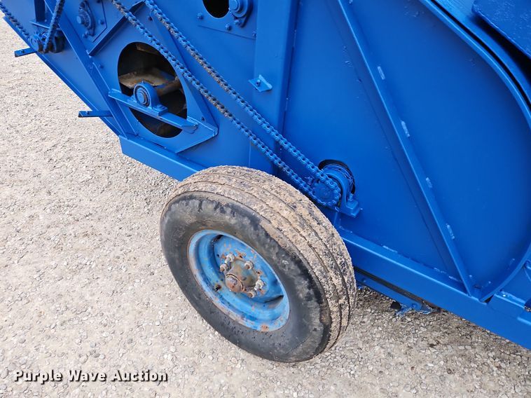 image for item LM9281 Nut Hustler 8090 nut harvester