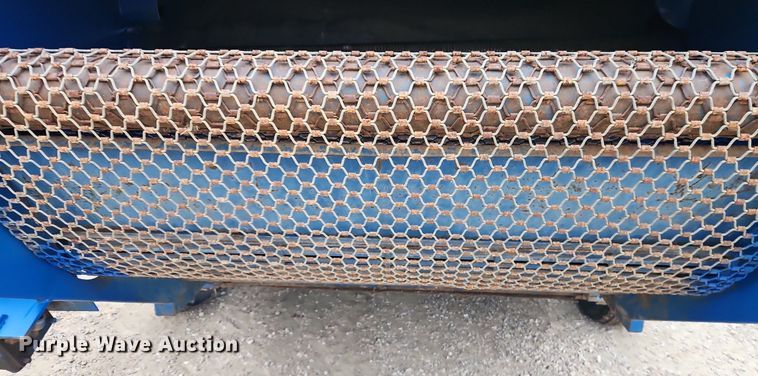 image for item LM9281 Nut Hustler 8090 nut harvester