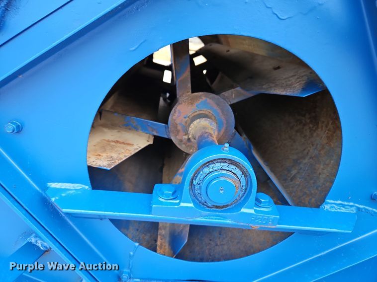 image for item LM9281 Nut Hustler 8090 nut harvester
