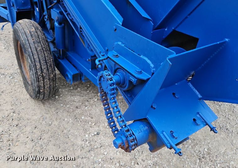 image for item LM9281 Nut Hustler 8090 nut harvester