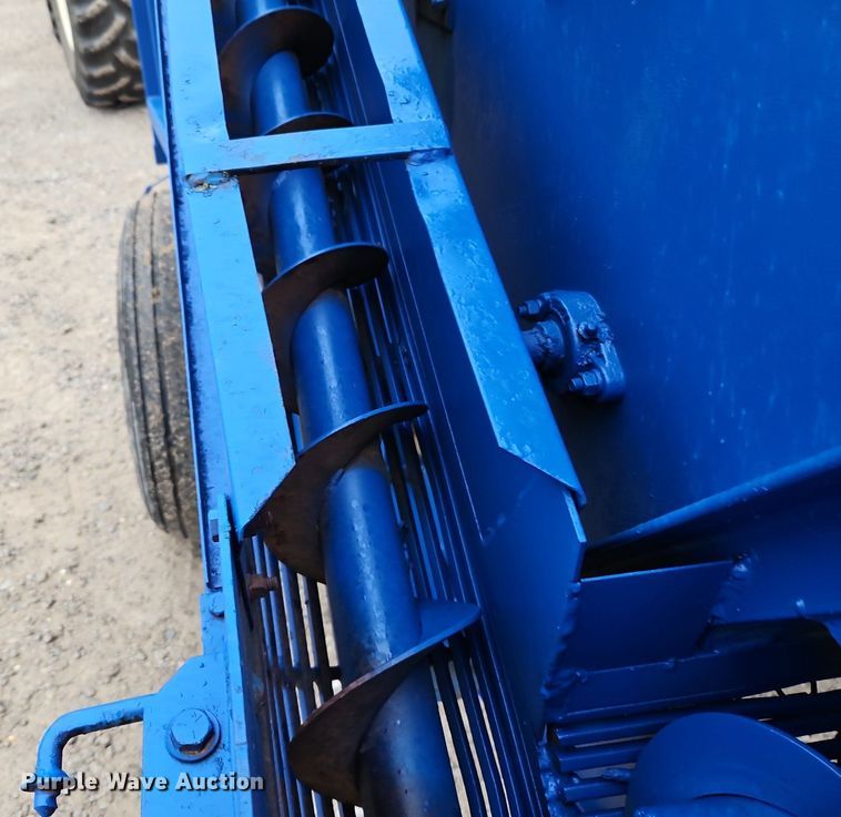 image for item LM9281 Nut Hustler 8090 nut harvester