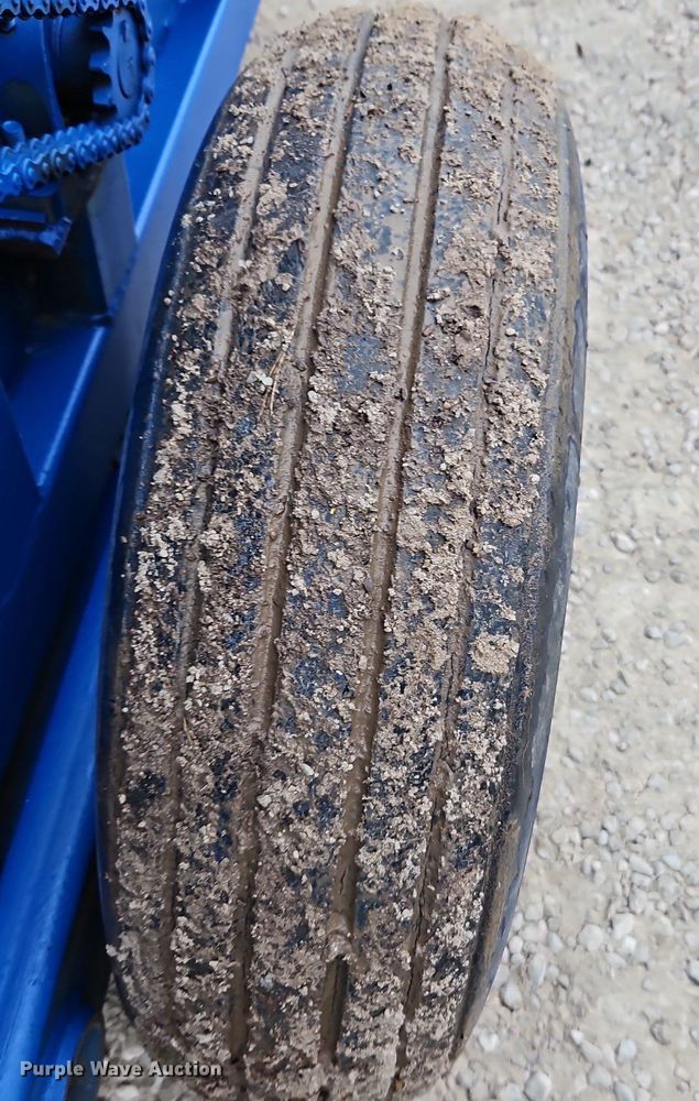 image for item LM9281 Nut Hustler 8090 nut harvester