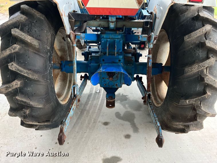 image for item LU9825 1994 Ford 1715  MFWD tractor