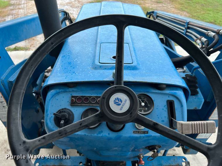 image for item LU9825 1994 Ford 1715  MFWD tractor