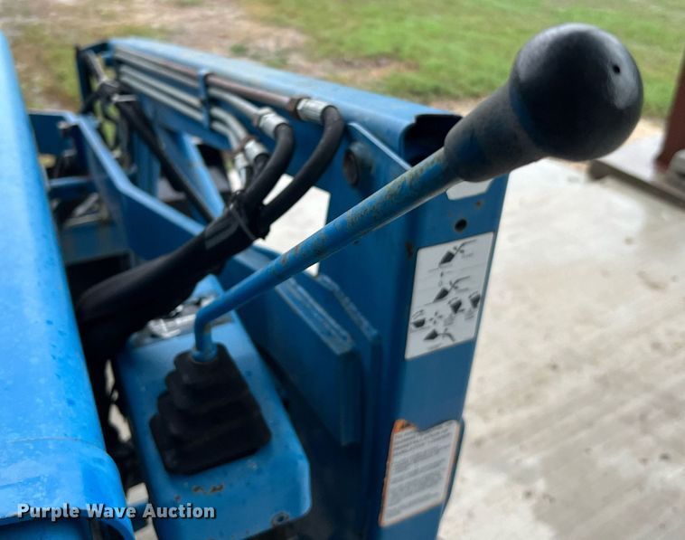 image for item LU9825 1994 Ford 1715  MFWD tractor