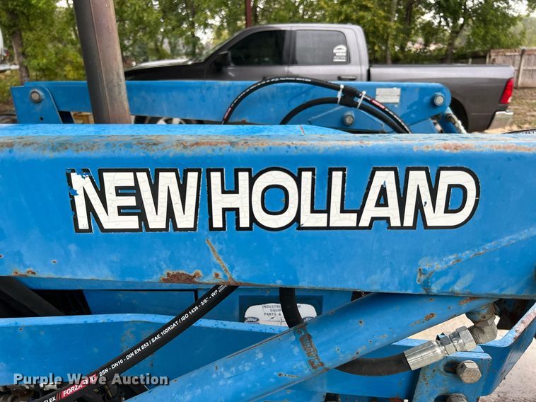 image for item LU9825 1994 Ford 1715  MFWD tractor