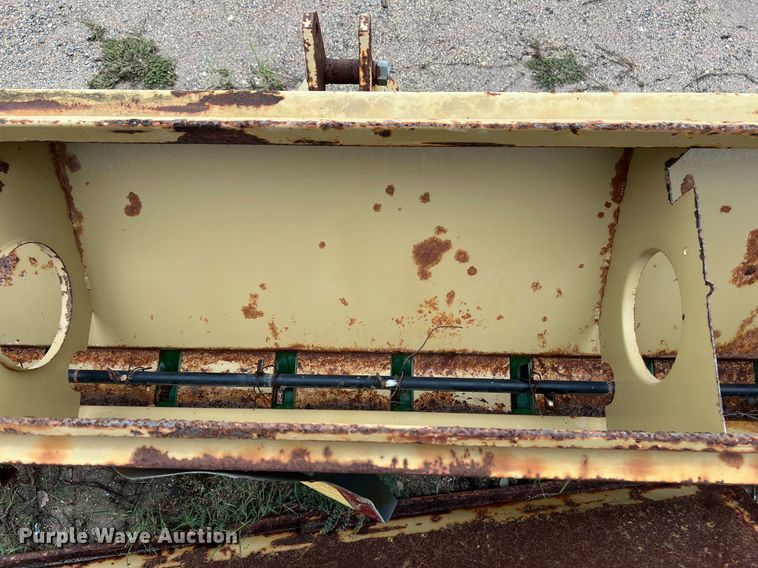 image for item LU9826 Land Pride PS1572  seeder