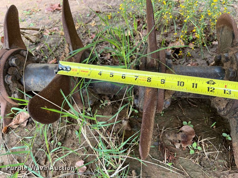 image for item LU9829 Holland AerWay 1500  aerator