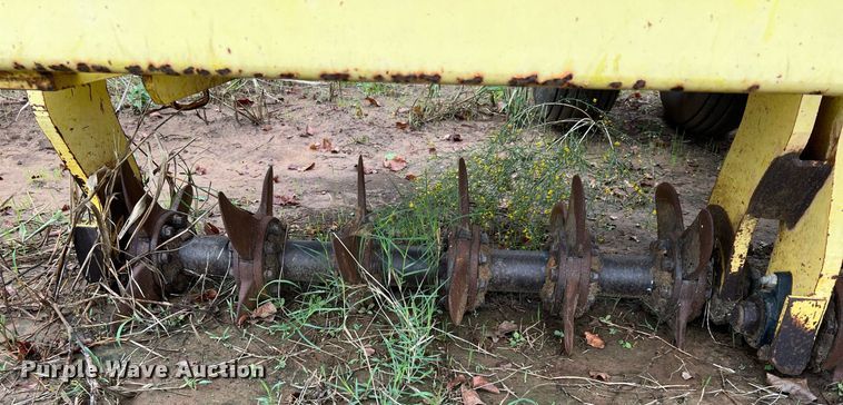 image for item LU9829 Holland AerWay 1500  aerator