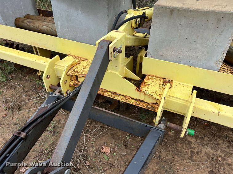 image for item LU9829 Holland AerWay 1500  aerator