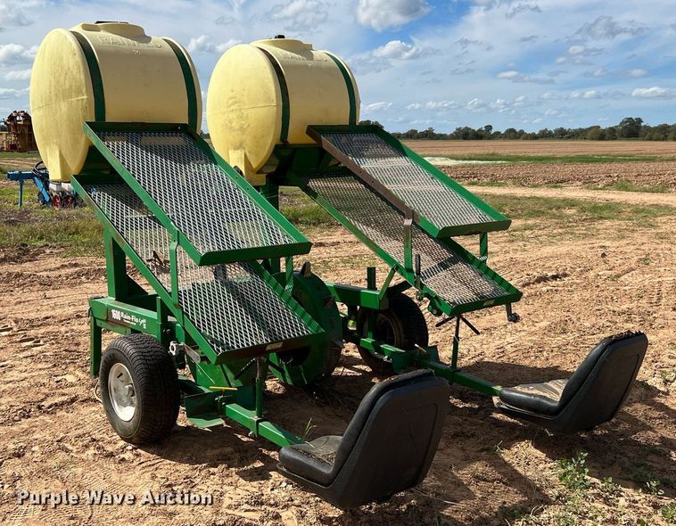 image for item MH9923 Rain-flo 1600  transplanter