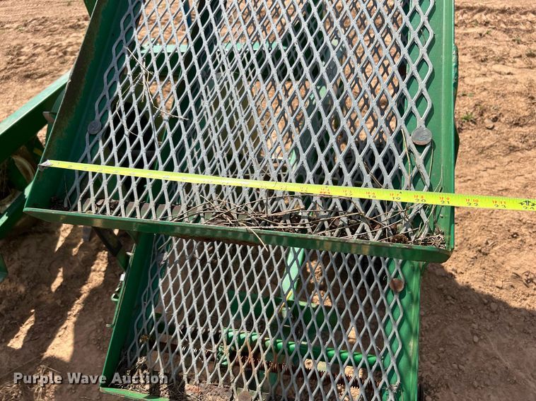 image for item MH9923 Rain-flo 1600  transplanter