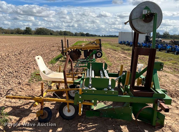 image for item MH9924 Plastic mulch layer