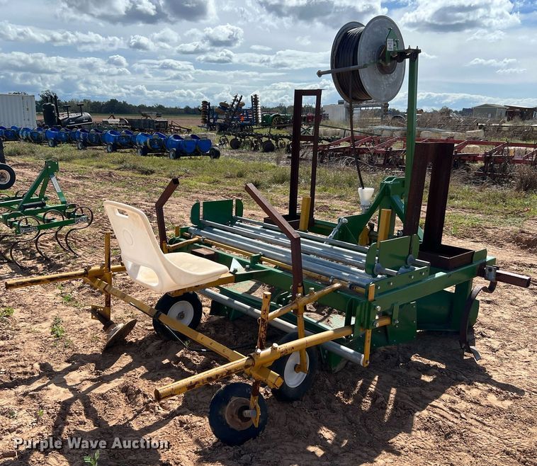 image for item MH9924 Plastic mulch layer