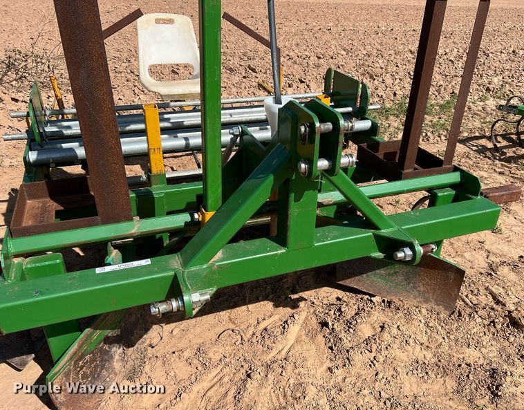 image for item MH9924 Plastic mulch layer