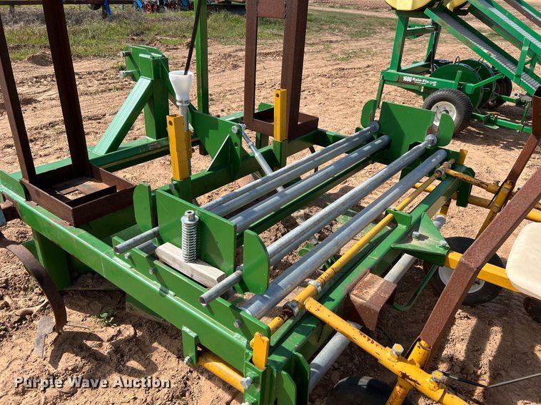 image for item MH9924 Plastic mulch layer