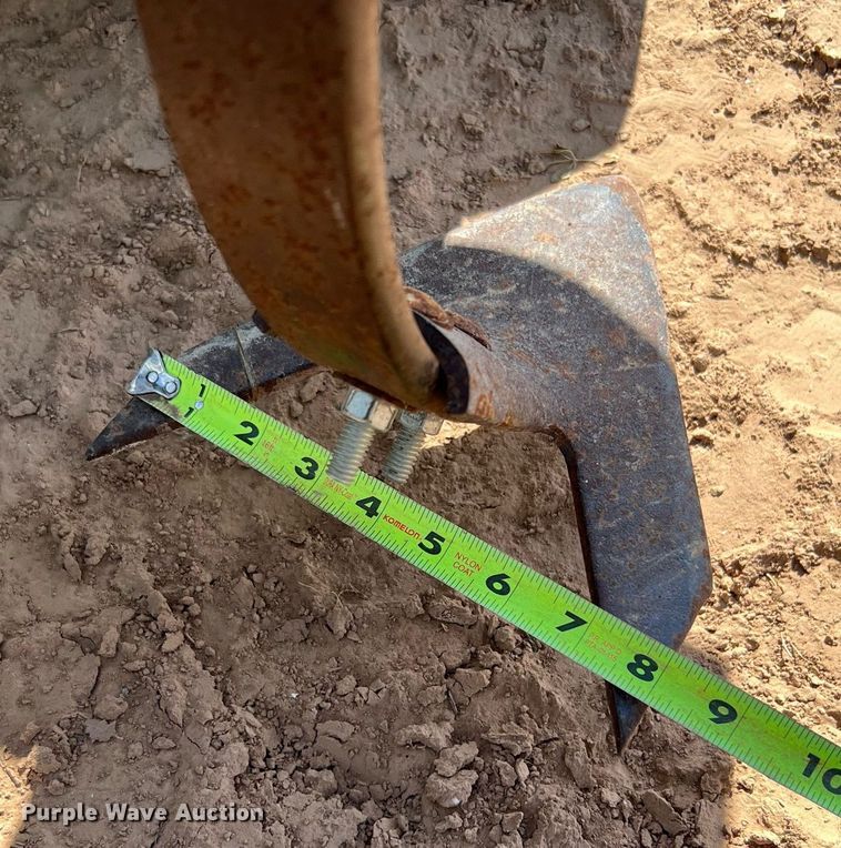 image for item MH9924 Plastic mulch layer