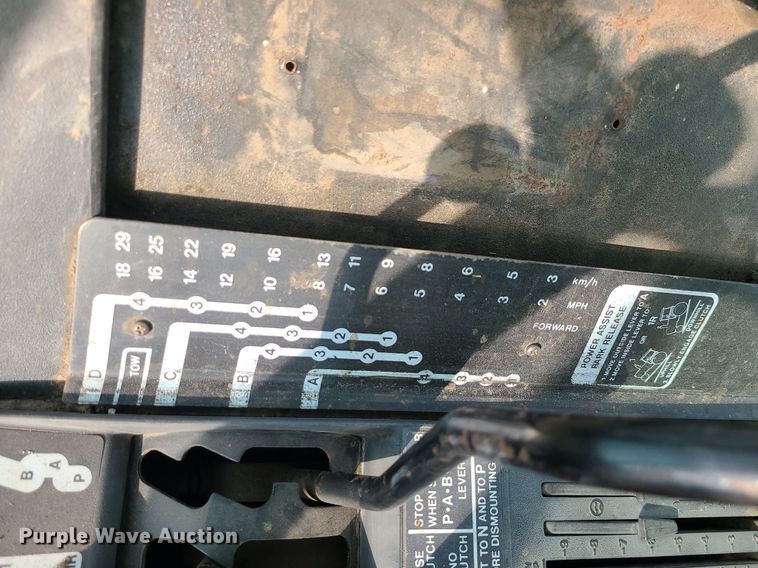 image for item MJ9452 1981 John Deere 4440  tractor