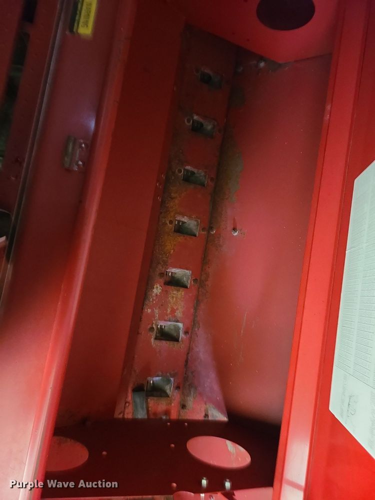 image for item MJ9453 International 5100  grain drill