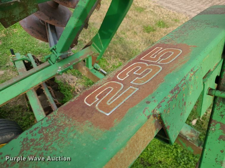 image for item MJ9455 John Deere 235  disk
