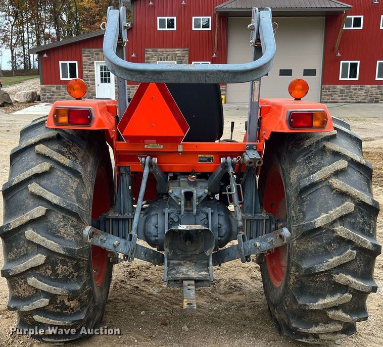 image for item NI9108 Kubota M4800SU  tractor