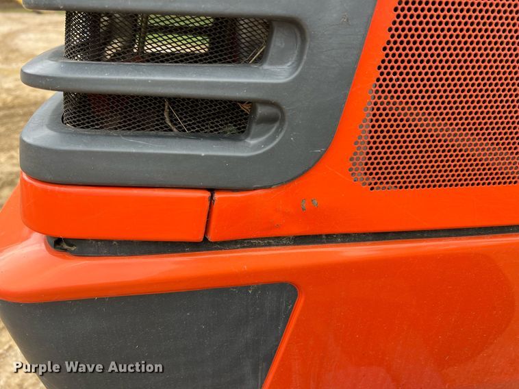 image for item NI9108 Kubota M4800SU  tractor