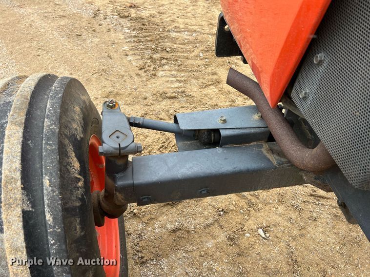 image for item NI9108 Kubota M4800SU  tractor