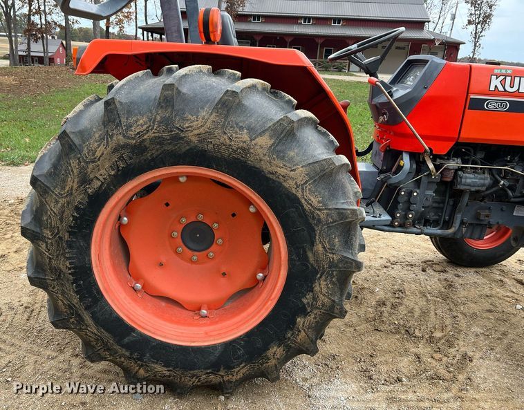 image for item NI9108 Kubota M4800SU  tractor