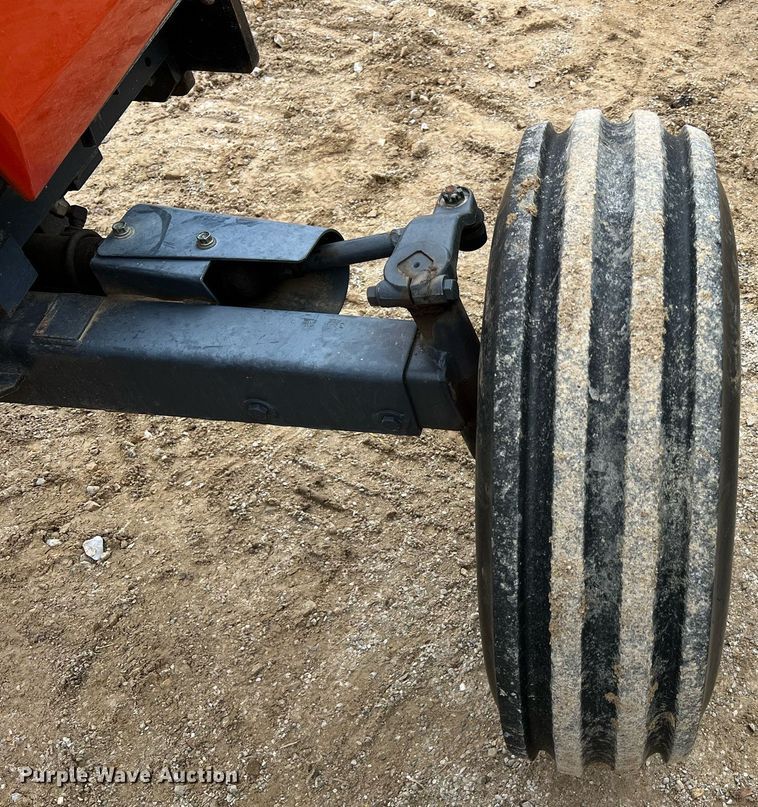 image for item NI9108 Kubota M4800SU  tractor