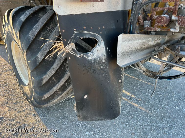 image for item NI9110 1999 Ag-Chem Terra Gator 8104  applicator